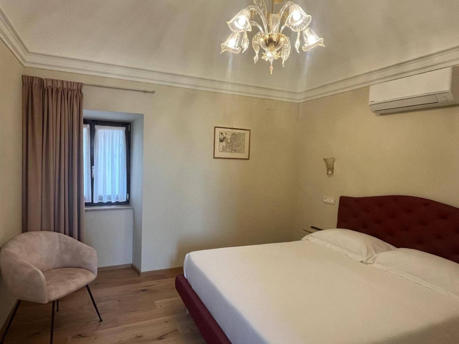 Dimora Santa Chiara Apartment ริปาตรานโซเน ภายนอก รูปภาพ
