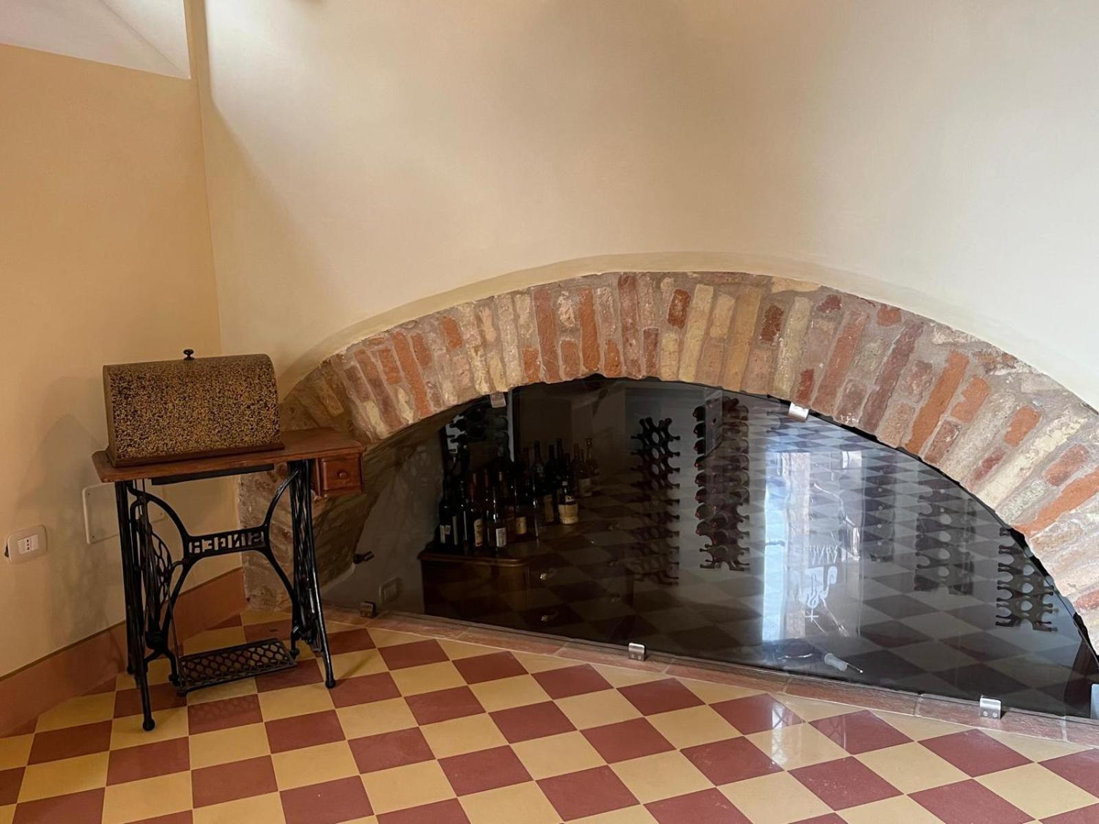 Dimora Santa Chiara Apartment ริปาตรานโซเน ภายนอก รูปภาพ
